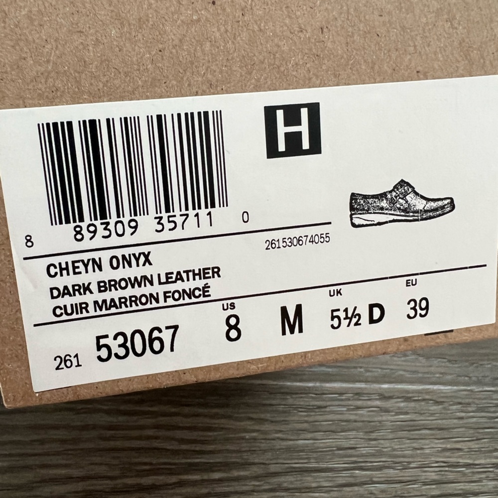 Clarks Cheyn Onyx Dark Brown Leather Shoes